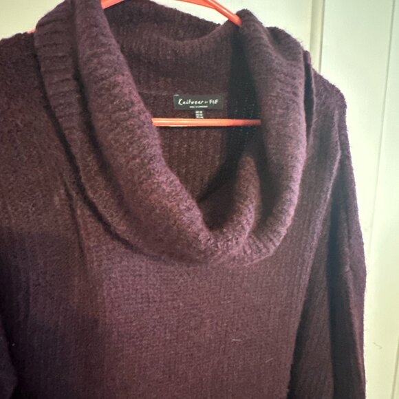 | F & F | Maroon Cowl Neck Long Sweater - Picture 7 of 9